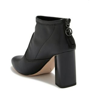 FRANCO SARTO KORTNEY ANKLE BOOTS